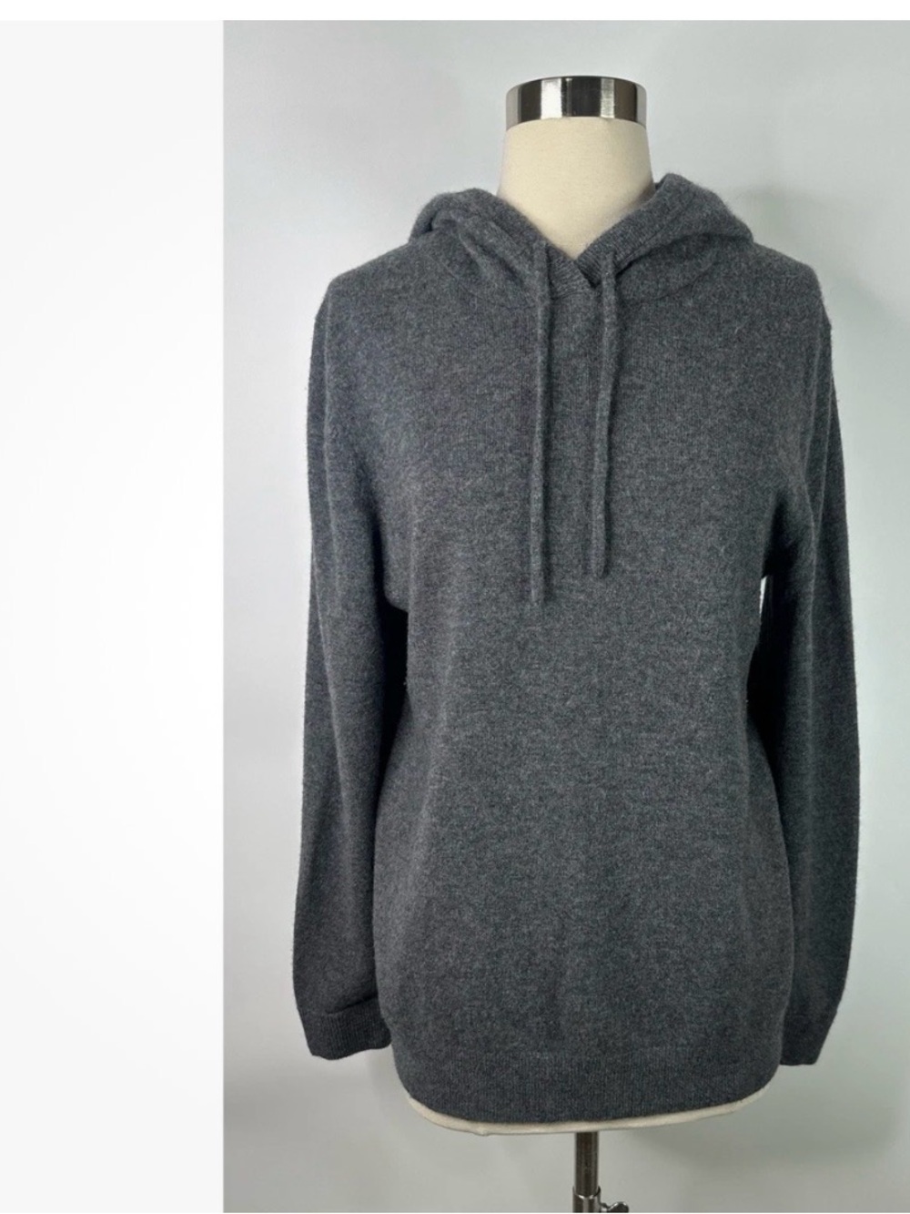Everlane 100% cashmere hooded  relaxed fit women’s Sweater